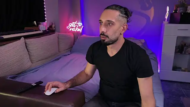 Secret Lovers1 online show from 2, 6, 2026