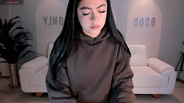 NataliaGaret online show from 5, 4, 2026