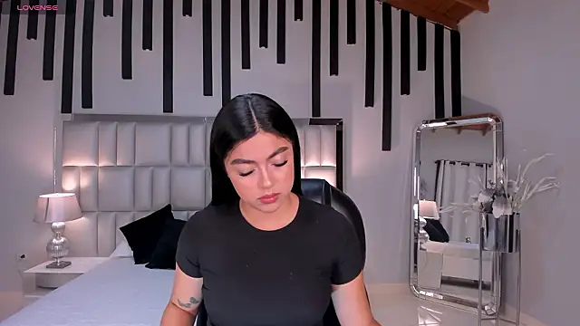 NataliaGaret online show from 7, 3, 2026