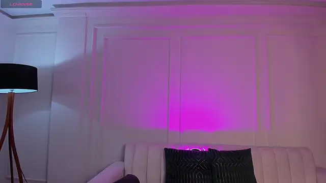 MaddisonTaylor1 online show from 4, 11, 2025