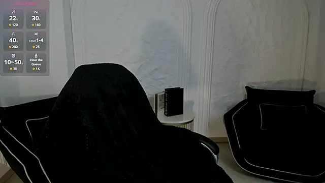 Snapshot of MilaColeman chatting on 23, 10, 2025 MilaColeman online show from 23, 10, 2025