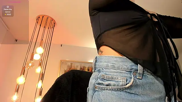 MilaColeman online show from 29, 3, 2026