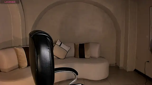 AmberColors  online show from 1, 12, 2025