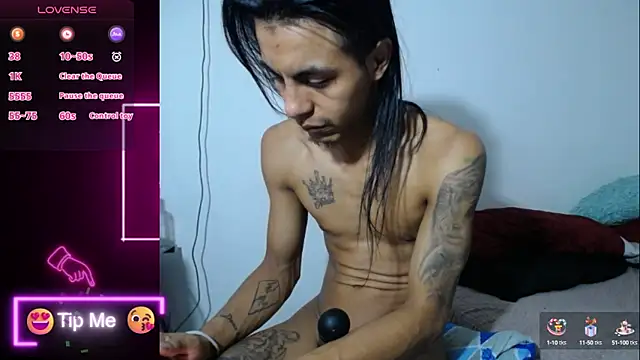 Snapshot of Papi_Mami_Live chatting on 25, 9, 2025 Papi Mami Live online show from 25, 9, 2025