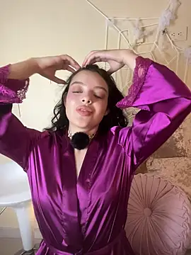 AriaHeavenss online show from 2, 11, 2025