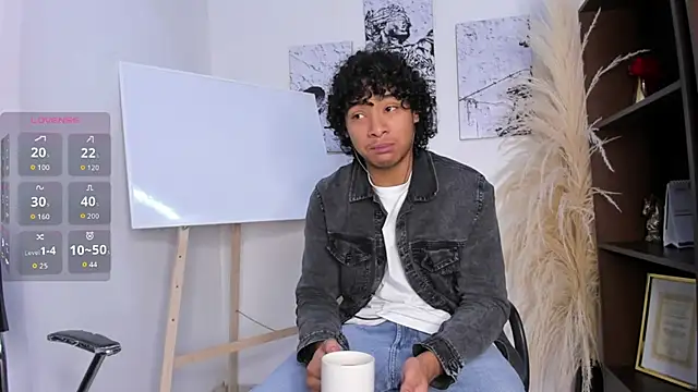 Miriam milf online show from 15, 10, 2025