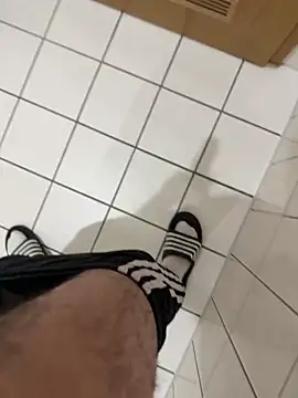 Dicksxd online show from 3, 2, 2026