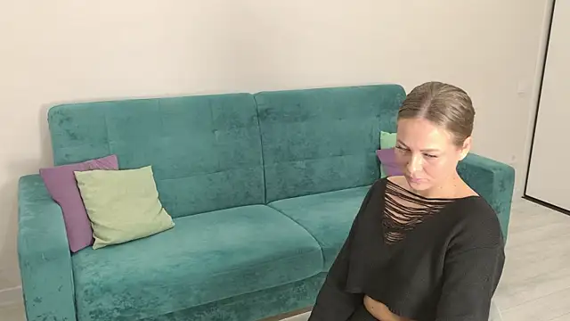 Snapshot of Shawty_Sue chatting on 10, 10, 2025 Shawty Sue online show from 10, 10, 2025