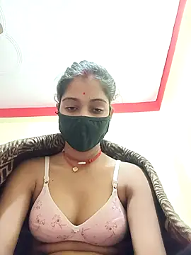 Chandni Love143 online show from 18, 12, 2025