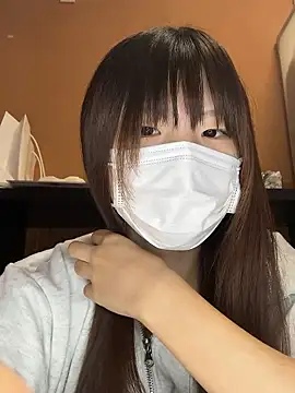 natsumiii online show from 21, 9, 2025