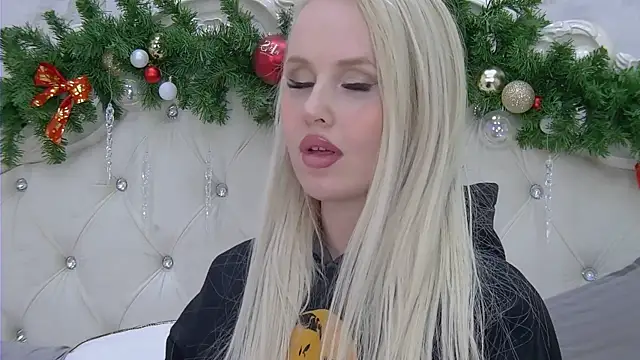 EllieFrosty  online show from 15, 12, 2025