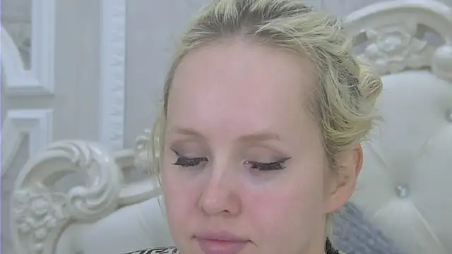 EllieFrosty  online show from 3, 4, 2026