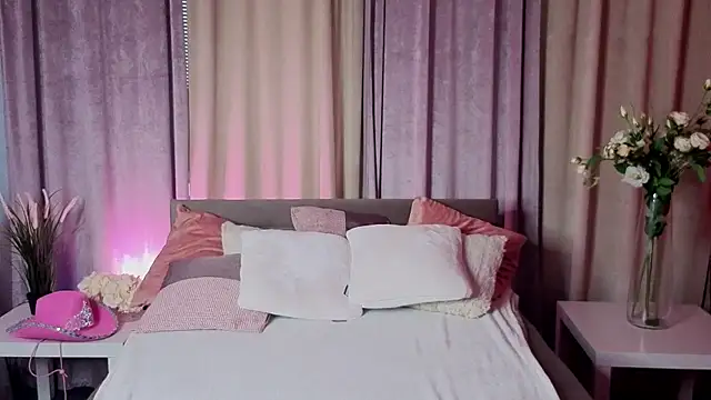 Snapshot of evafolver chatting on 10, 10, 2025 evafolver online show from 10, 10, 2025