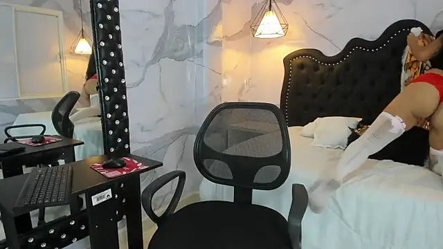 Snapshot of anna2809 chatting on 2, 11, 2025 anna2809 online show from 2, 11, 2025