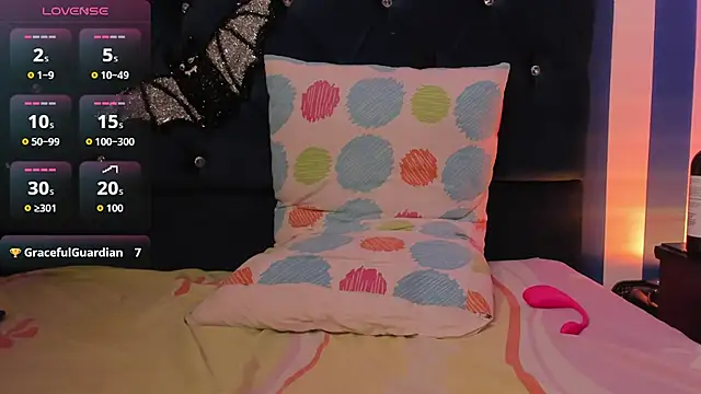 valeria rouse28 online show from 1, 11, 2025