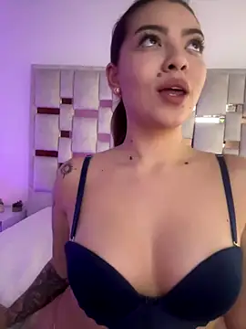 Lovelle velvet online show from 13, 9, 2025