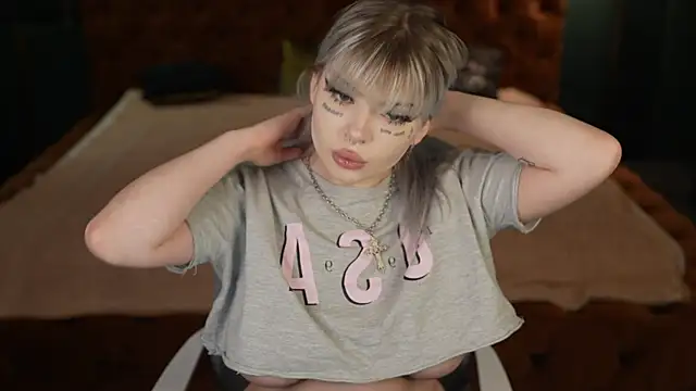 Yuki sun online show from 8, 11, 2025