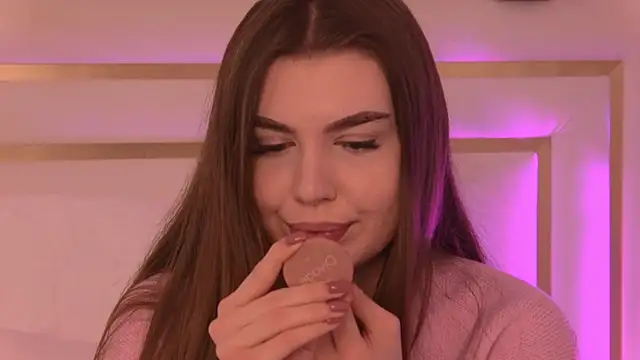 AshleyEvance online show from 16, 3, 2026