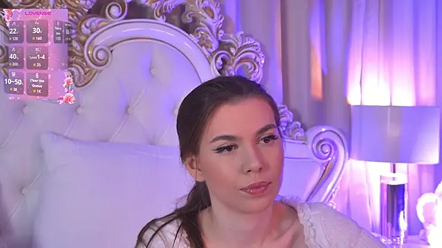 AshleyEvance online show from 18, 10, 2025