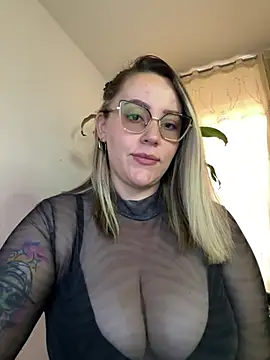 CurvyLust x online show from 16, 4, 2026