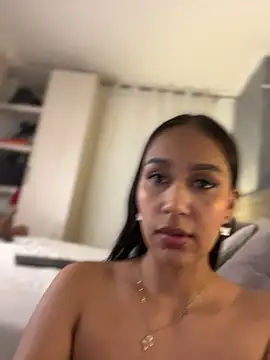 MiilaBlake online show from 5, 4, 2026