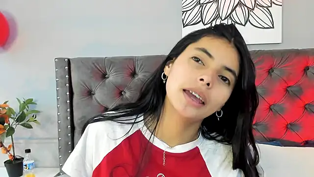 sophiielust online show from 17, 9, 2025