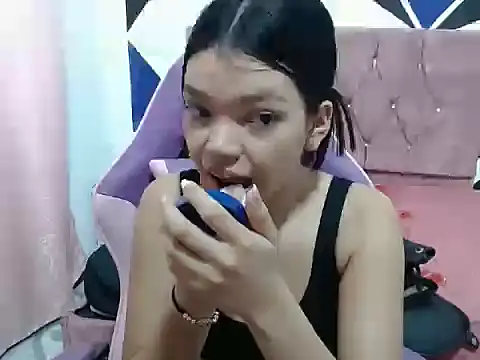 shy luna18 online show from 17, 10, 2025