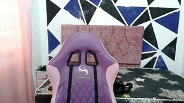 shy luna18 online show from 3, 11, 2025