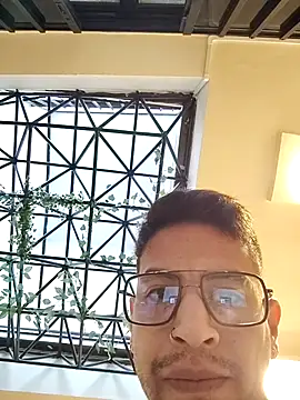 Juann-cock online show from 5, 1, 2026