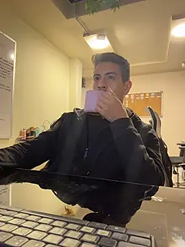 Snapshot of Juann-cock chatting on 14, 7, 2026 Juann-cock online show from 14, 7, 2026