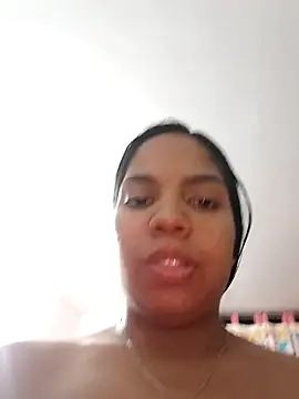 CloeeHills  online show from 3, 10, 2025