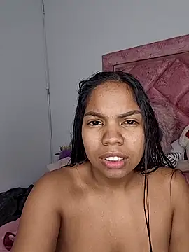 CloeeHills  online show from 22, 9, 2025