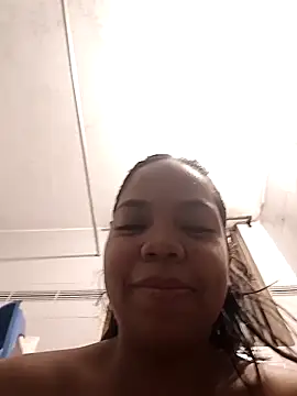 CloeeHills  online show from 4, 10, 2025