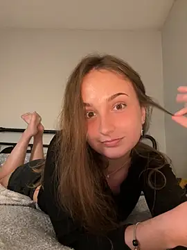 MadilynX777 online show from 3, 10, 2025