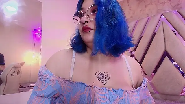 Lilith curvy online show from 20, 10, 2025