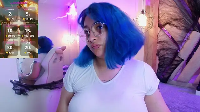 Lilith curvy online show from 4, 11, 2025