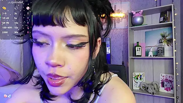 Snapshot of Terra_Terra chatting on 9, 10, 2025 Terra Terra online show from 9, 10, 2025