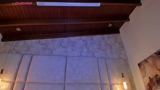 Mily Vermont online show from 14, 2, 2026