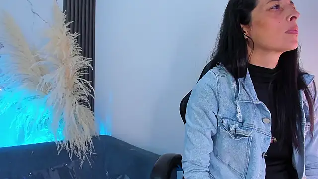 ShaunaDream online show from 8, 3, 2026