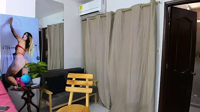 zou quira online show from 3, 2, 2026