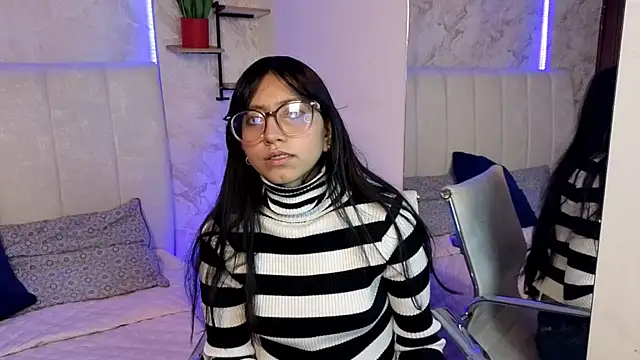 VioletxBloom online show from 17, 1, 2026