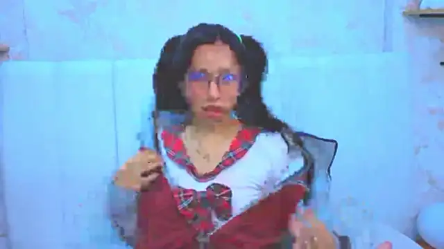 VioletxBloom online show from 8, 11, 2025