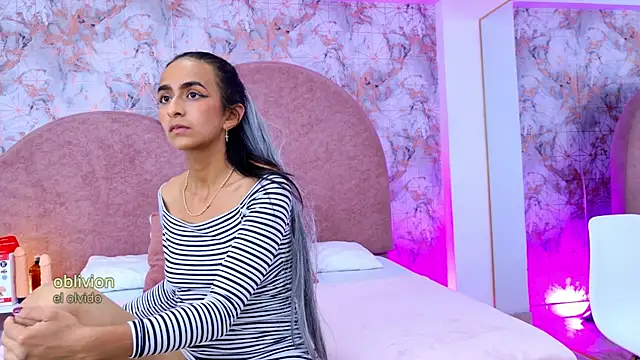 Samanta Isel online show from 3, 11, 2025