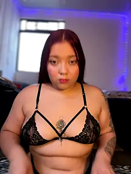 Snapshot of MelissaJhones chatting on 9, 10, 2025 MelissaJhones online show from 9, 10, 2025