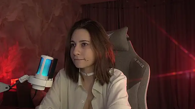 LumeNova online show from 15, 2, 2026