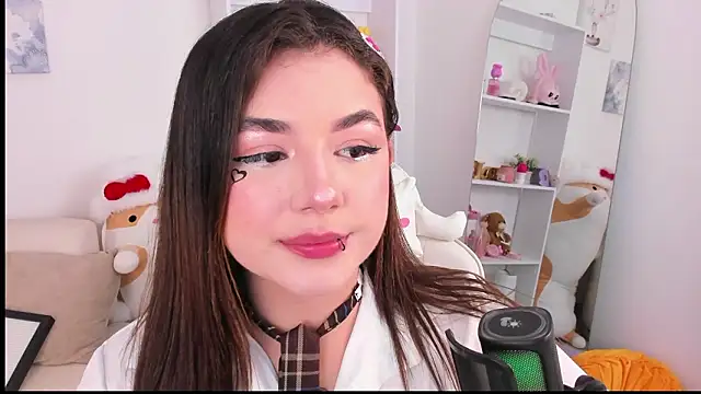 dolce antonellaa online show from 13, 2, 2026