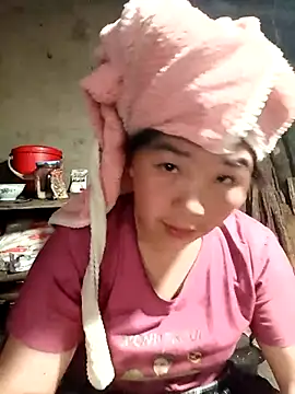 quynhkoolbae online show from 3, 2, 2026