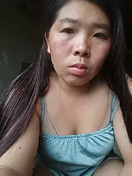 Snapshot of quynhkoolbae chatting on 15, 7, 2026 quynhkoolbae online show from 15, 7, 2026