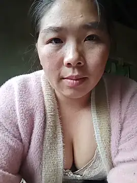 Snapshot of quynhkoolbae chatting on 14, 6, 2026 quynhkoolbae online show from 14, 6, 2026