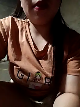 quynhkoolbae online show from 7, 1, 2026